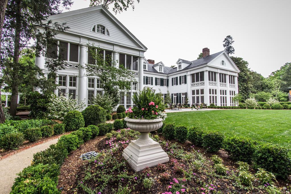 The Duke Mansion Bed & Breakfast Charlotte Bagian luar foto