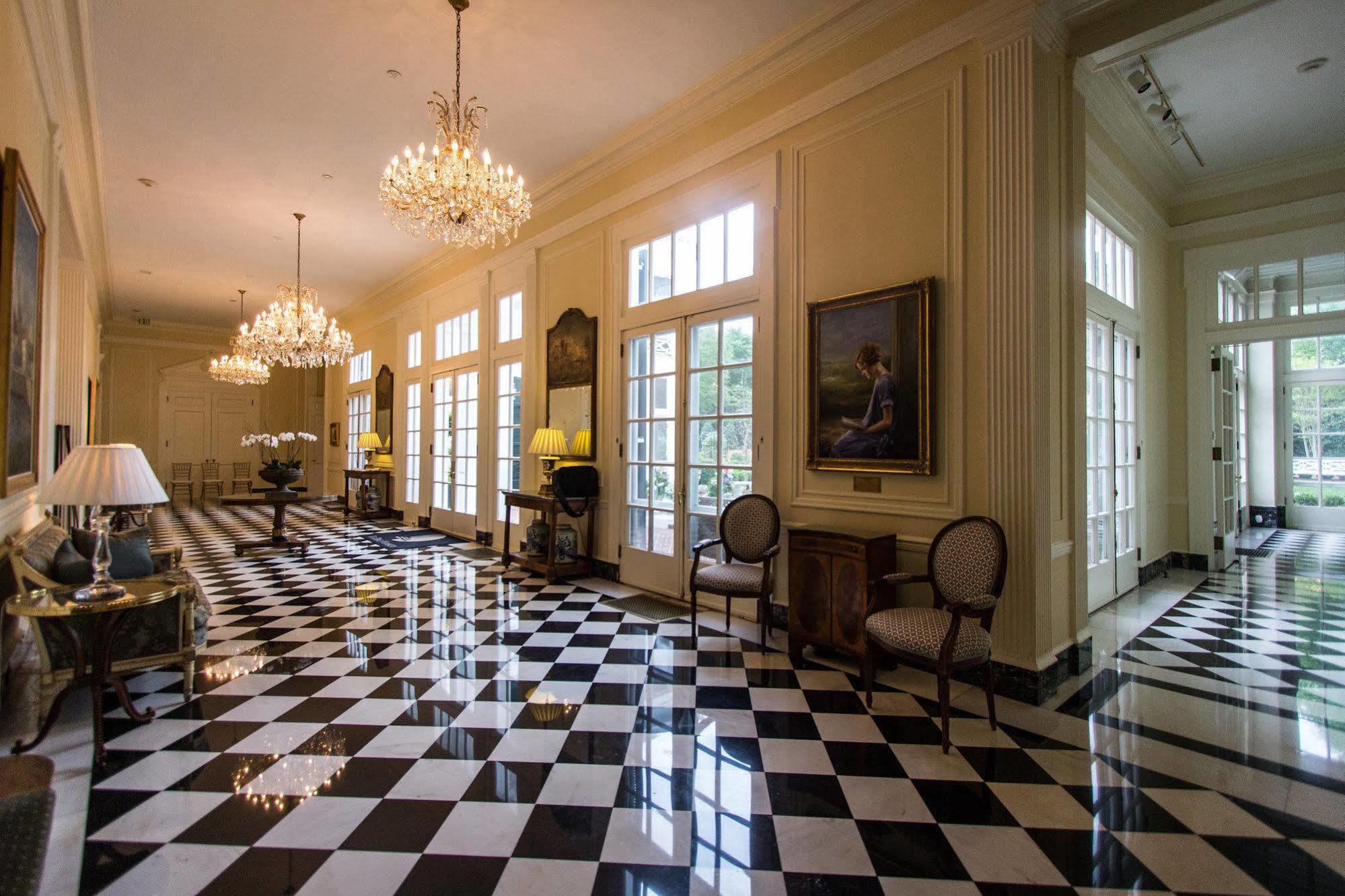 The Duke Mansion Bed & Breakfast Charlotte Bagian luar foto