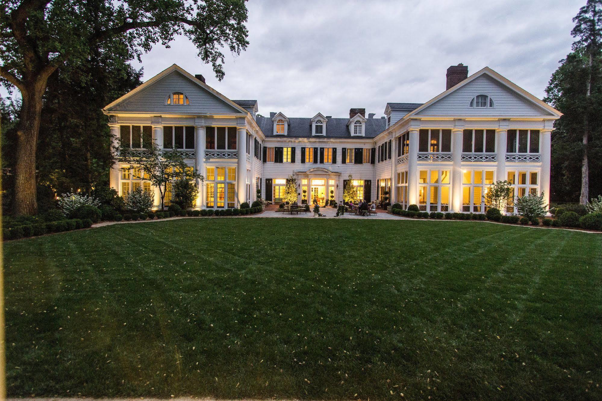 The Duke Mansion Bed & Breakfast Charlotte Bagian luar foto